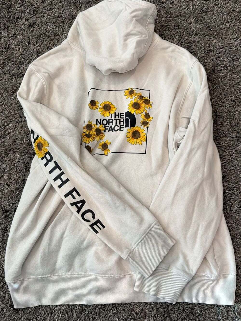 Limited Edition - The North Face Women's Sunflower Daisy Graphic Hoodie